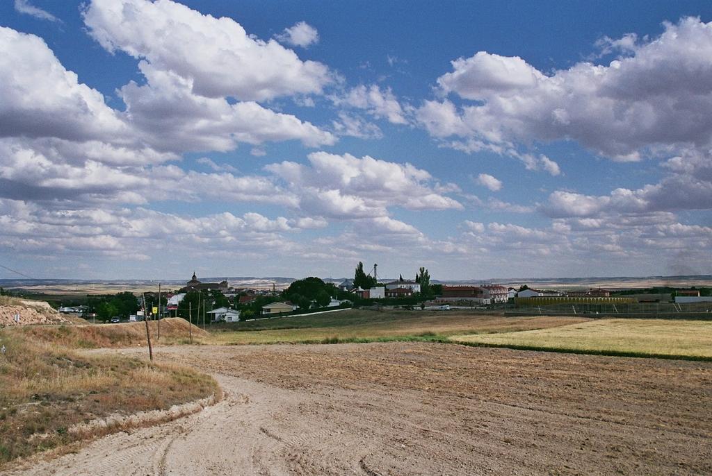 ホテル Hospederia El Convento Estremera エクステリア 写真