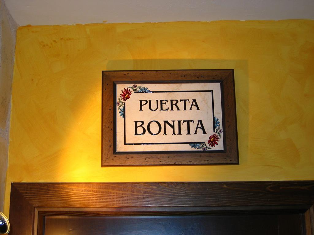ホテル Hospederia El Convento Estremera エクステリア 写真